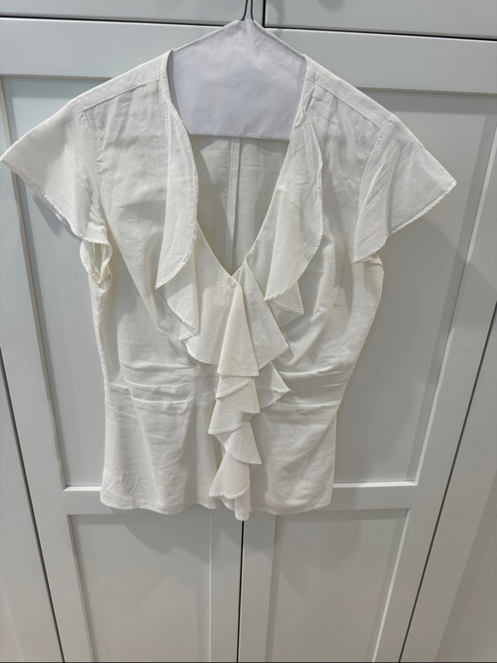 Finley white Ruffle V-Neck button up Blouse